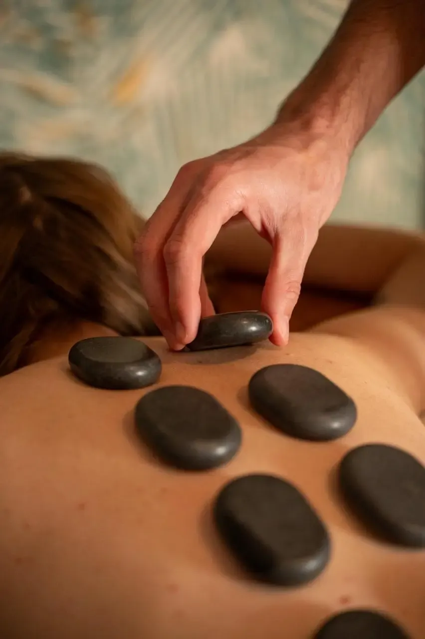 Illustration pour  Massage Traditionnel